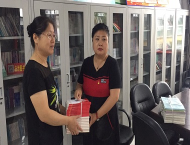 进社区2.jpg